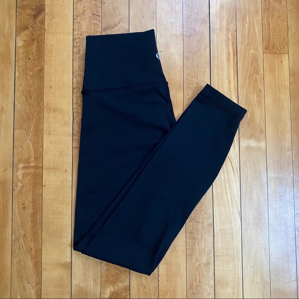 Lululemon Wunder Under Hi-Rise 7/8 Tight size 4